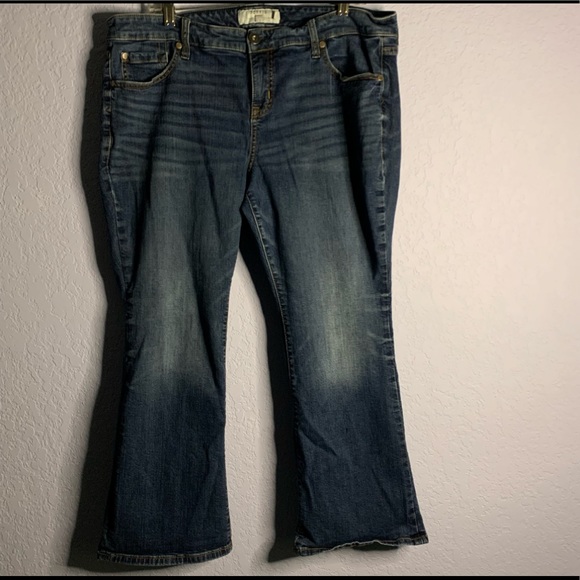 Torrid Women Blue Slim Boot Cut Jeans